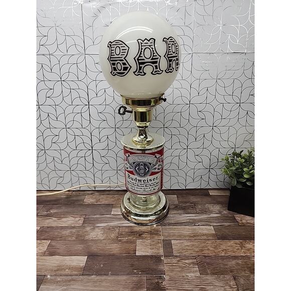 Vtg 70s Breweriana Budweiser Metal and Glass Table Lamp with Beautiful Bar Globe - Picture 1 of 6